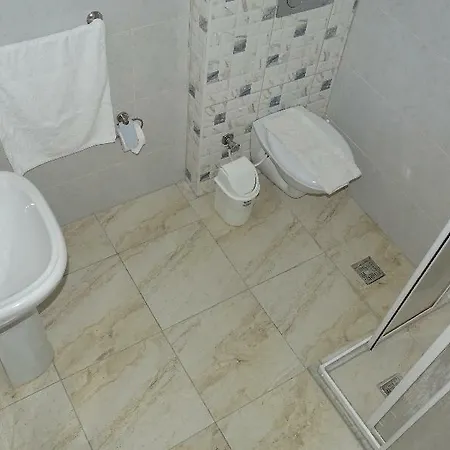 Hotel Forever 3*